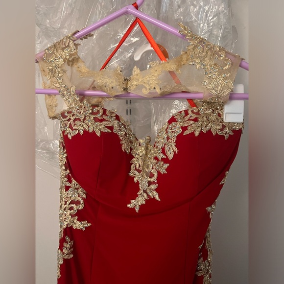 Dress - Picture 2 of 5